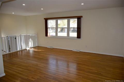 83 Tide Mill Ln, Hampton, VA 23666 photo 8
