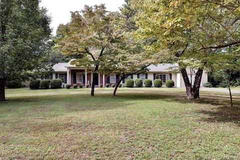 283 E Queens Dr, Williamsburg, VA 23185 photo 3