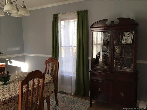 10042 Skillman Ln, Gloucester, VA 23061 photo 6