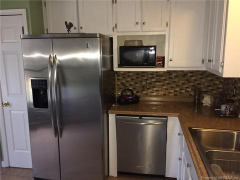 10042 Skillman Ln, Gloucester, VA 23061 photo 10