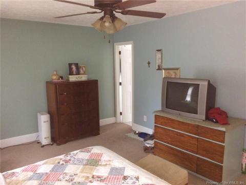 10042 Skillman Ln, Gloucester, VA 23061 photo 11