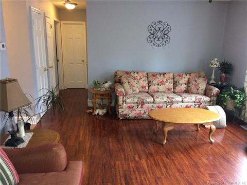 10042 Skillman Ln, Gloucester, VA 23061 photo 4