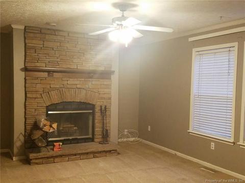 8387 Willis Rd, Gloucester, VA 23061 photo 5