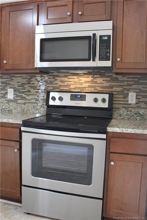 28 Manilla Ln, Hampton, VA 23669 photo 9