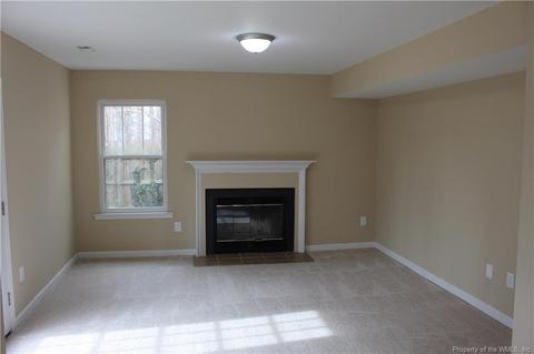 28 Manilla Ln, Hampton, VA 23669 photo 12