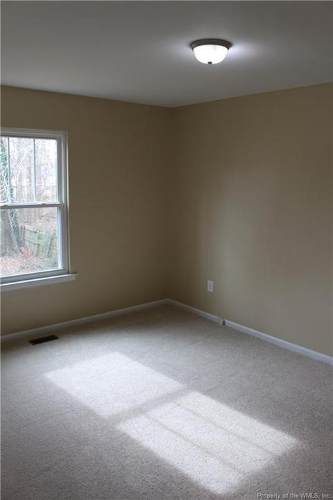 28 Manilla Ln, Hampton, VA 23669 photo 19