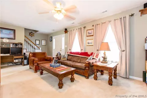 7484 Tyndall Dr, Gloucester Point, VA 23062 photo 7