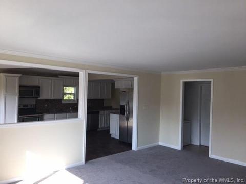 701 Mosby, Williamsburg, VA 23185 photo 4