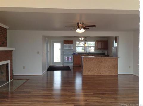 59 Randolph St, Topping, VA 23169 photo 13