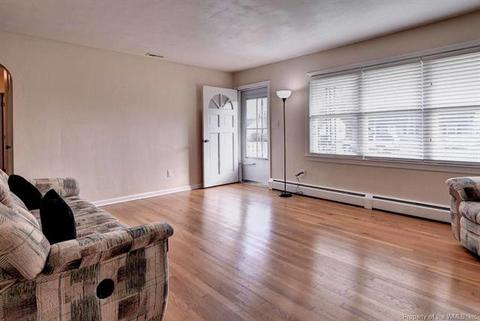 107 Winchester Dr, Hampton, VA 23666 photo 7