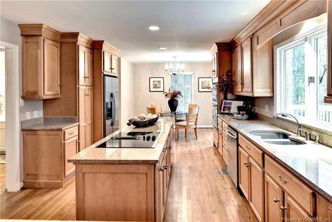 741 E Tazewells Way, Williamsburg, VA 23185 photo 8