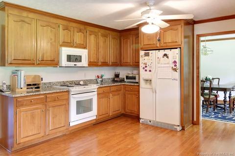 313 Colony Trl, Lanexa, VA 23089 photo 14