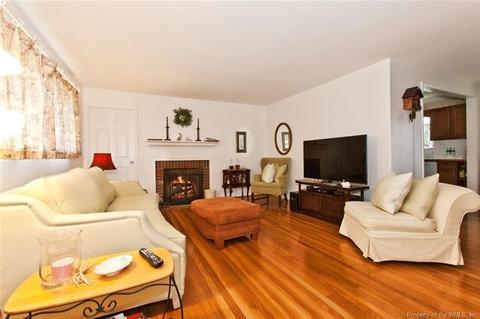 111 Chestnut Dr, Williamsburg, VA 23185 photo 5