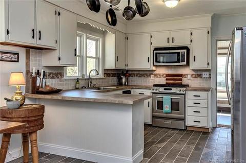 4664 Groh Ln, Gloucester, VA 23061 photo 19