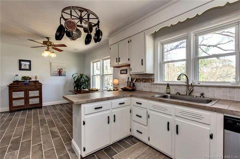 4664 Groh Ln, Gloucester, VA 23061 photo 18