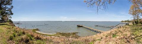 4664 Groh Ln, Gloucester, VA 23061 photo 2