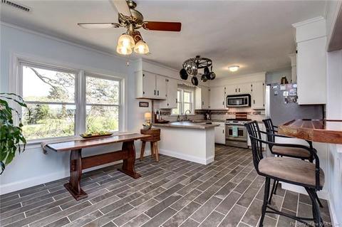 4664 Groh Ln, Gloucester, VA 23061 photo 16