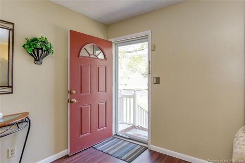 1534 Adams Cir, Hampton, VA 23663 photo 5