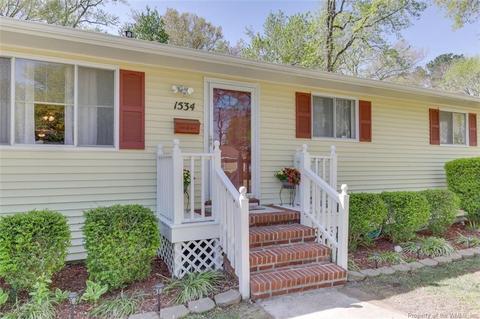 1534 Adams Cir, Hampton, VA 23663 photo 4
