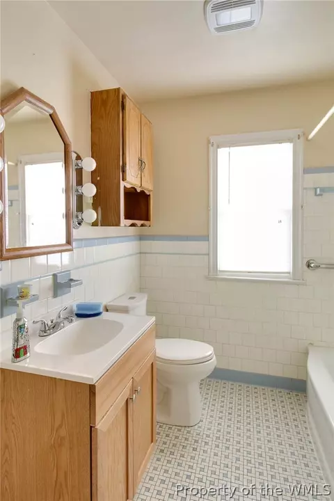 644 Aberdeen Rd, Hampton, VA 23661 photo 7