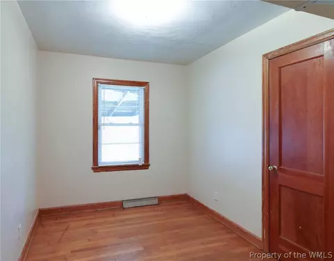 644 Aberdeen Rd, Hampton, VA 23661 photo 5
