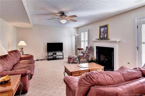 1720 Piazza Pl, Hampton, VA 23666 photo 13