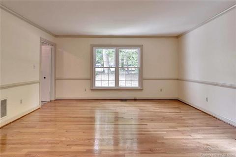 130 Bowstring Dr, Williamsburg, VA 23185 photo 6