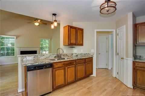 4200 Springhill Dr, Williamsburg, VA 23188 photo 9