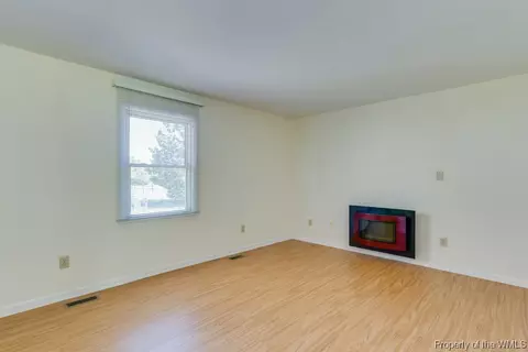 3480 Enos Rd, Gloucester, VA 23061 photo 7