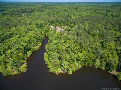 3200 E Vaidens Pond Rd, Lanexa, VA 23089 photo 3