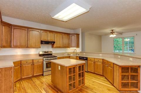 3200 E Vaidens Pond Rd, Lanexa, VA 23089 photo 10