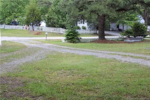 9948 Forest Grove Dr, Gloucester, VA 23061 photo 2