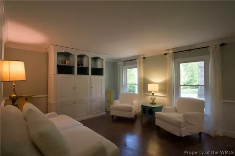 9 Berkeley Cir, Williamsburg, VA 23185 photo 5