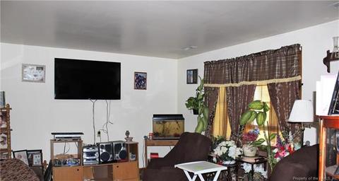 7442 Corr St, Gloucester, VA 23061 photo 2
