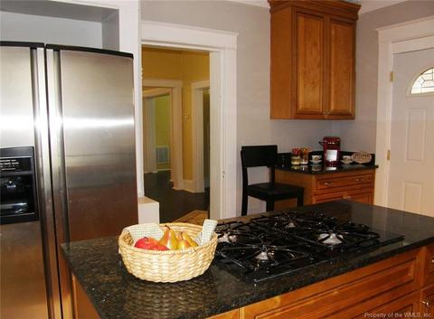 118 S Willard Ave, Hampton, VA 23663 photo 10