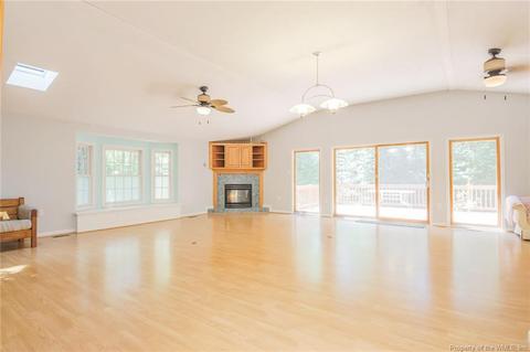 3592 Dunrovin Ln, Gloucester, VA 23061 photo 15