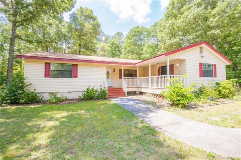 3592 Dunrovin Ln, Gloucester, VA 23061 photo 1