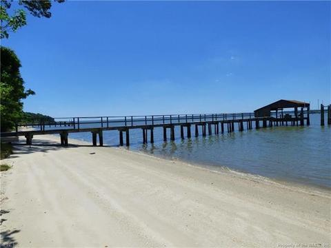 6232 Allmondsville Rd, Gloucester, VA 23061 photo 3