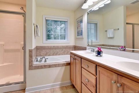 6809 Bershak Ct, Gloucester, VA 23061 photo 24