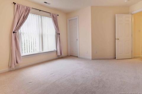 6809 Bershak Ct, Gloucester, VA 23061 photo 29