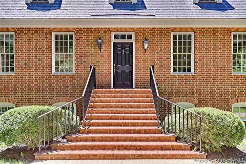 206 Rolfe Rd, Williamsburg, VA 23185 photo 3