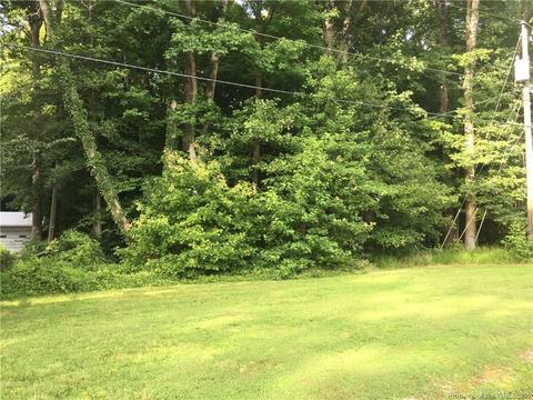7642 Cypress Dr, Lanexa, VA 23089 photo 2