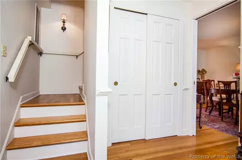 274 E Queens Dr, Williamsburg, VA 23185 photo 4