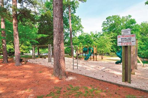 274 E Queens Dr, Williamsburg, VA 23185 photo 32