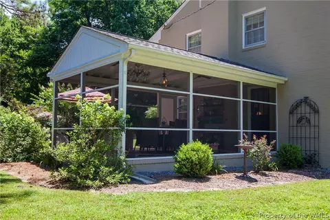 274 E Queens Dr, Williamsburg, VA 23185 photo 25