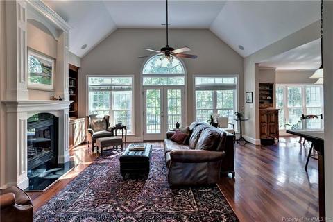 128 Pebble Bch, Williamsburg, VA 23188 photo 3