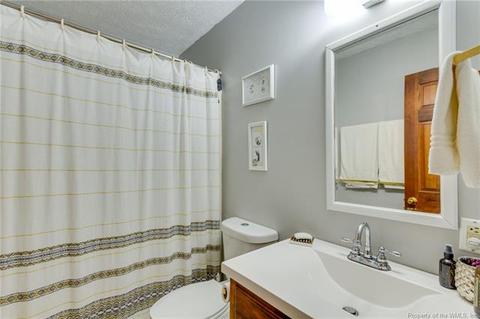 4220 Shadybrook Ln, Gloucester, VA 23061 photo 12