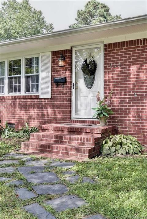 222 Thomas Nelson Ln, Williamsburg, VA 23185 photo 2