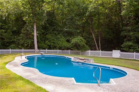 108 Lynette Dr, Williamsburg, VA 23188 photo 6