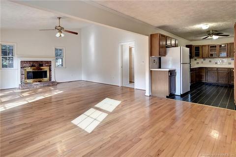 119 Leon Dr, Williamsburg, VA 23188 photo 4